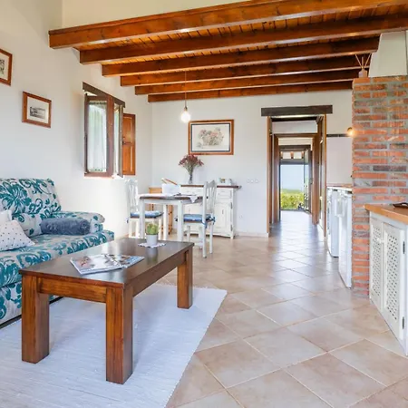 Candelas - Primoriu Landhaus Orena